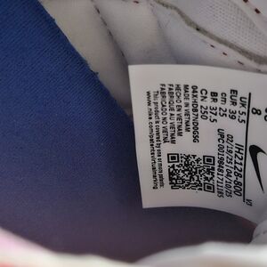 Nike Women's Sneakers - White and Blue